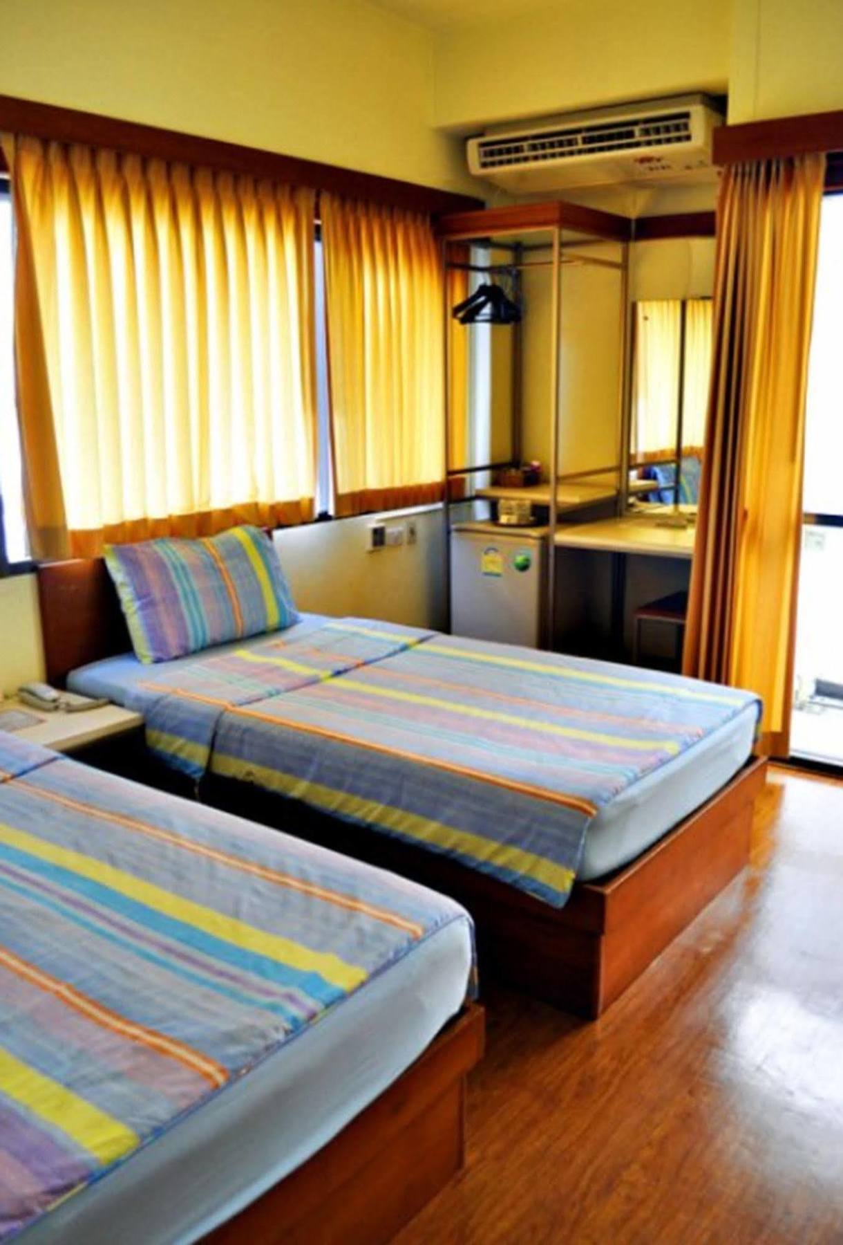 Mad Monkey Hostel Bangkok Zewnętrze zdjęcie