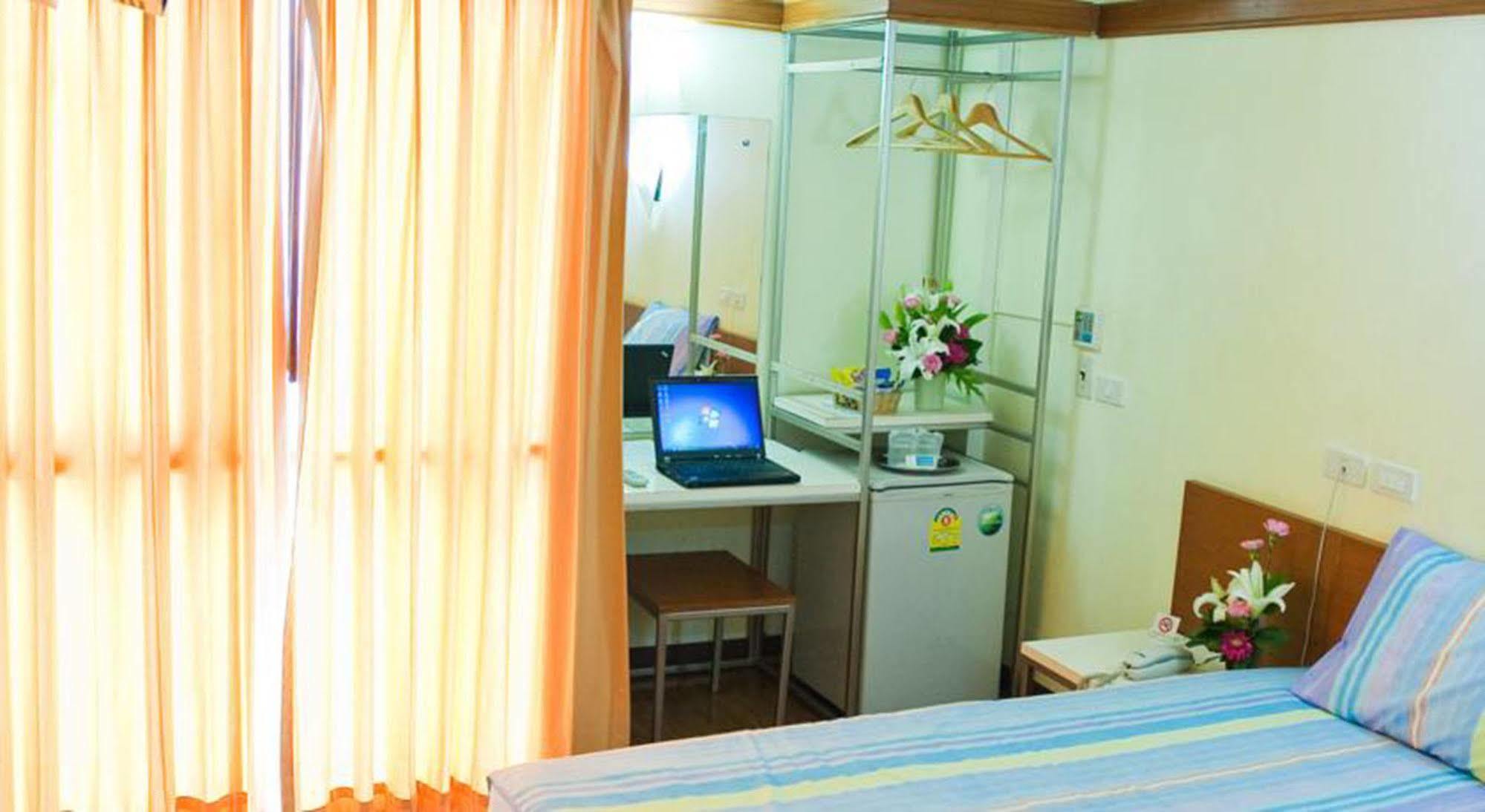 Mad Monkey Hostel Bangkok Zewnętrze zdjęcie