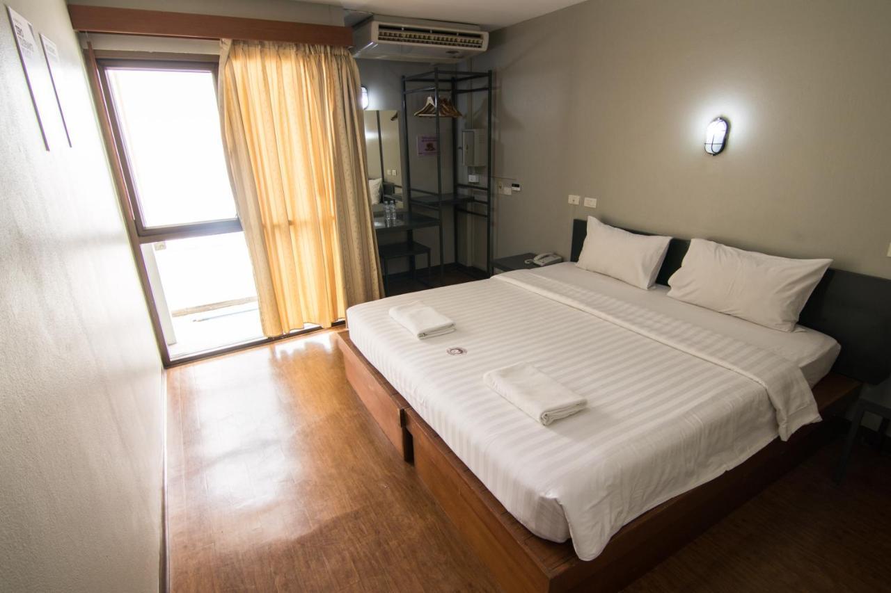Mad Monkey Hostel Bangkok Zewnętrze zdjęcie