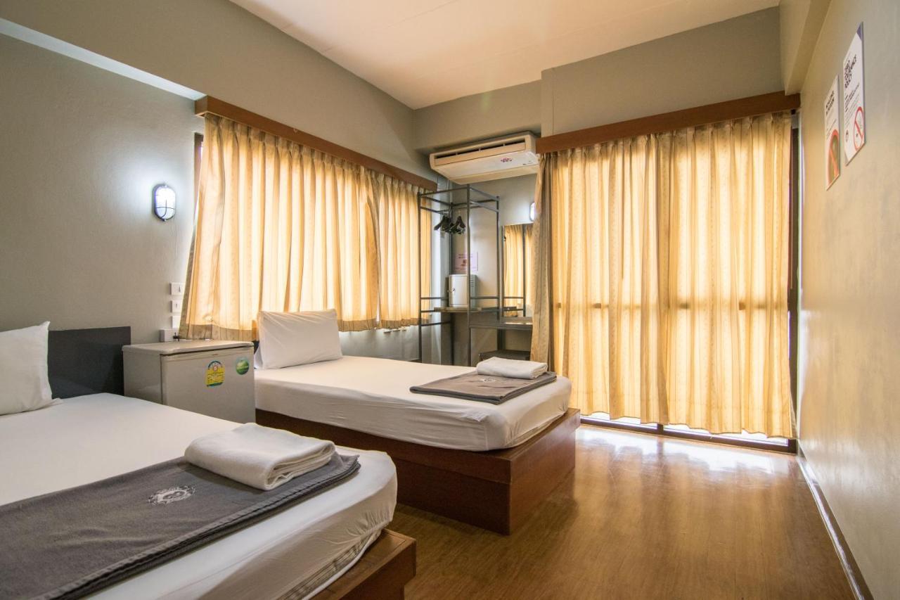 Mad Monkey Hostel Bangkok Zewnętrze zdjęcie