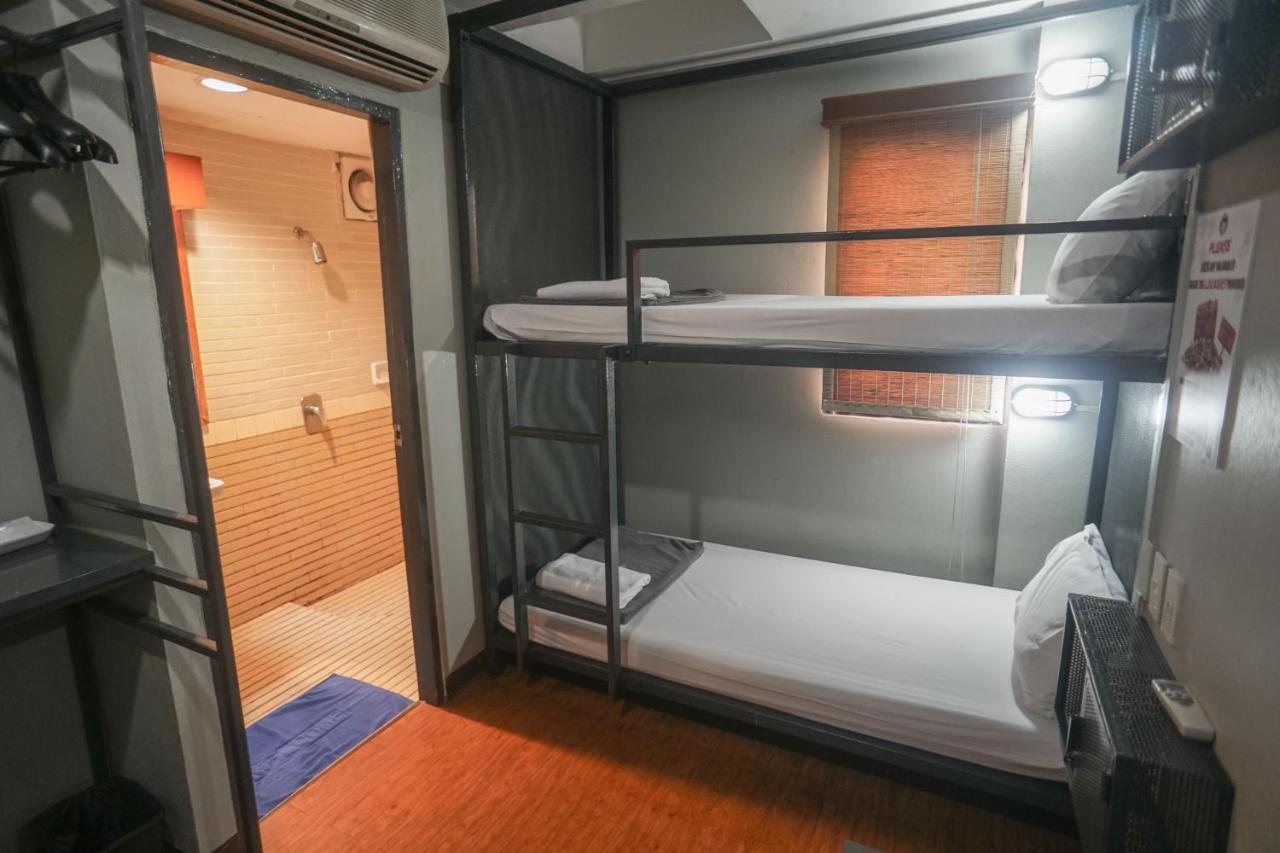 Mad Monkey Hostel Bangkok Pokój zdjęcie